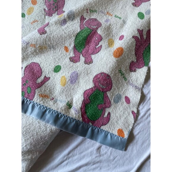 Vintage Barney Baby Blanket 59 X 42 Polyester Blend Satin Trim - Picture 8 of 11